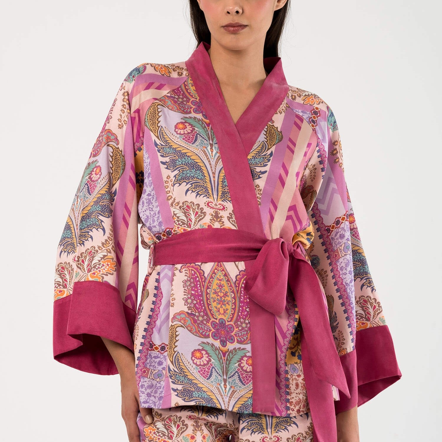 rosea-kisa-kimono-cizgisel-desen