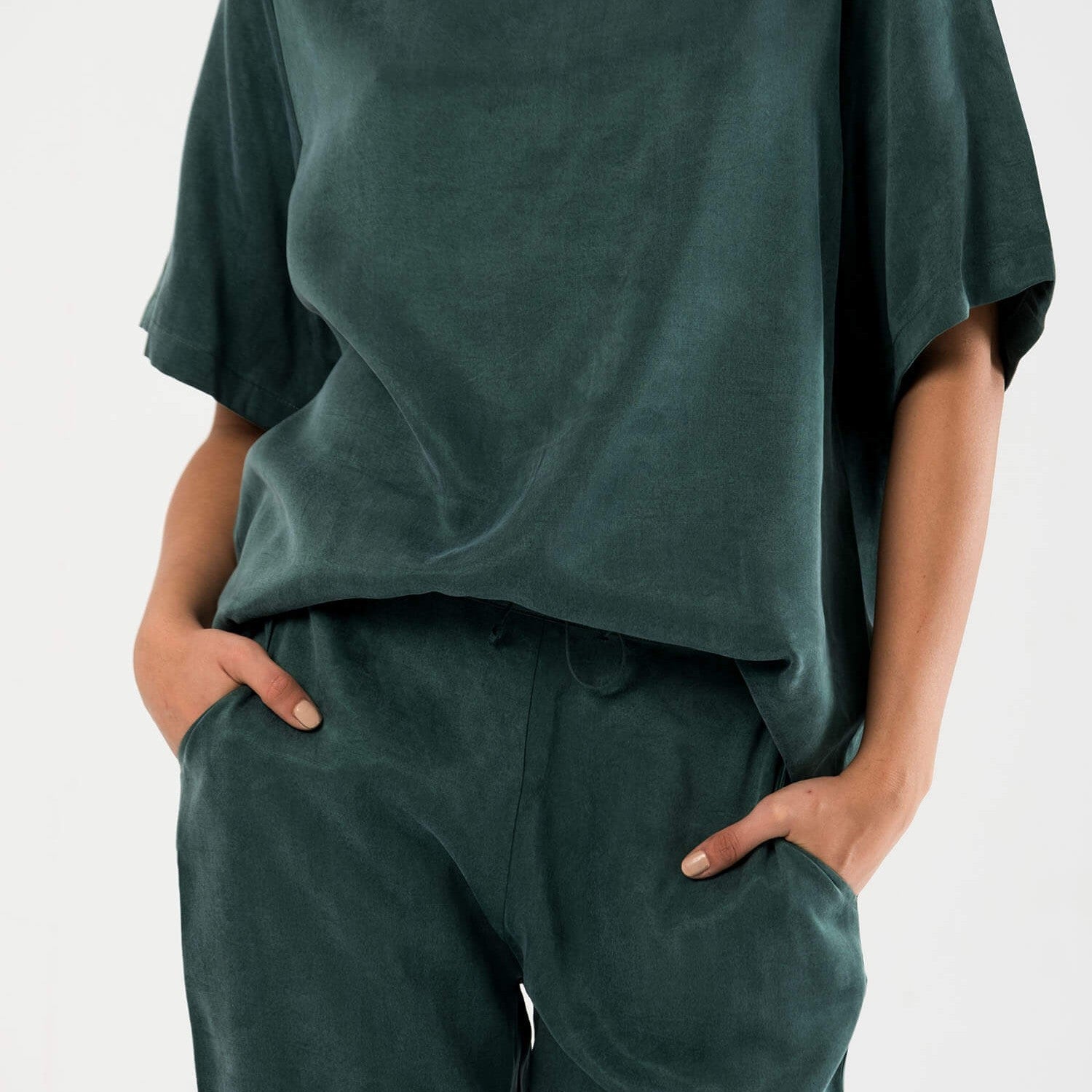 viridis-pantolon-duz-yesil-03